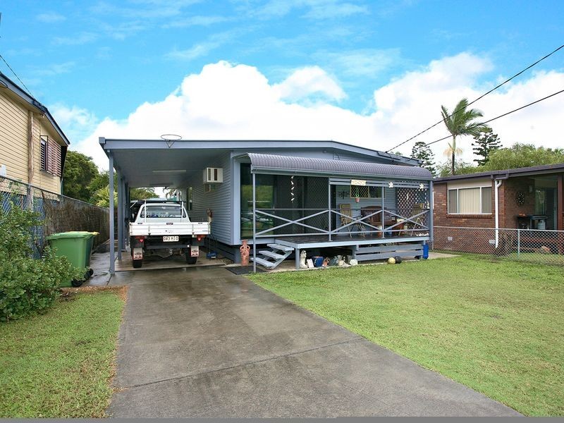 40 Essey Street, Clontarf QLD 4019
