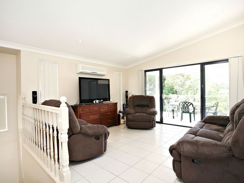 5 Karora Road, Beachmere QLD 4510