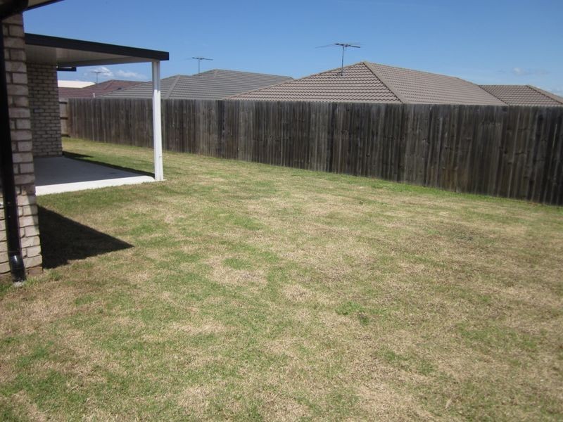 Rothwell QLD 4022
