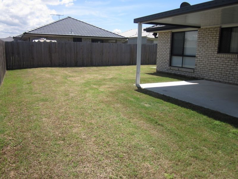 Rothwell QLD 4022