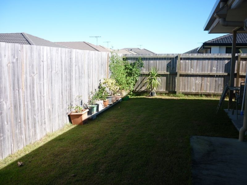 Rothwell QLD 4022