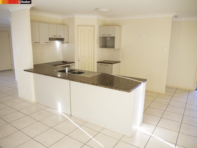 Rothwell QLD 4022