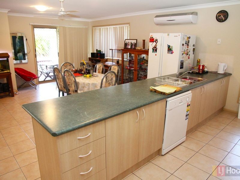 Rothwell QLD 4022