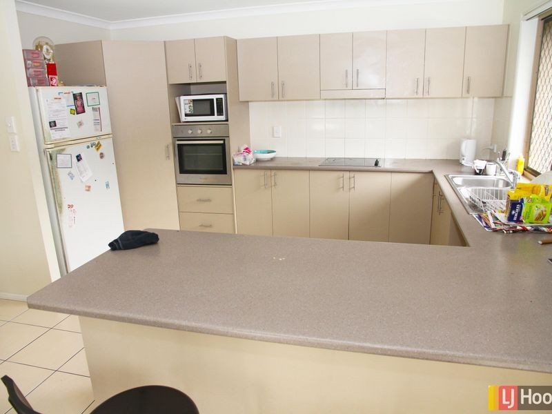 Rothwell QLD 4022