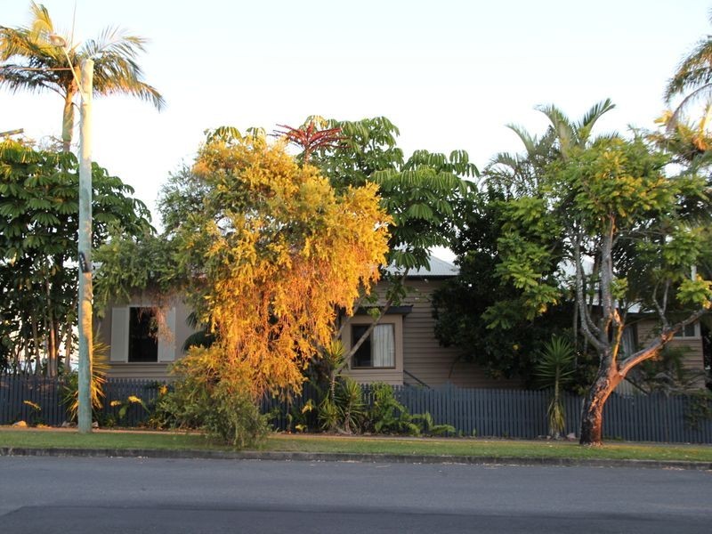 2/35 Woodcliffe Crescent, Woody Point QLD 4019