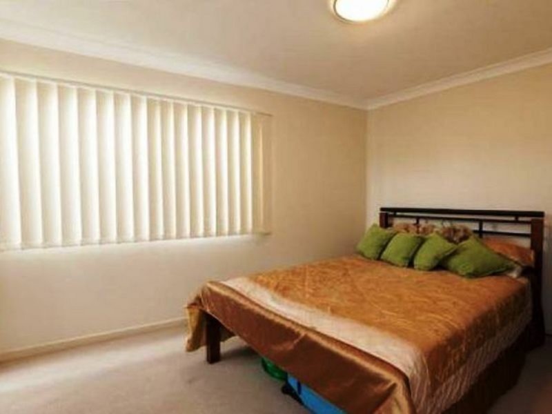 4/11 Dix Street, Redcliffe QLD 4020