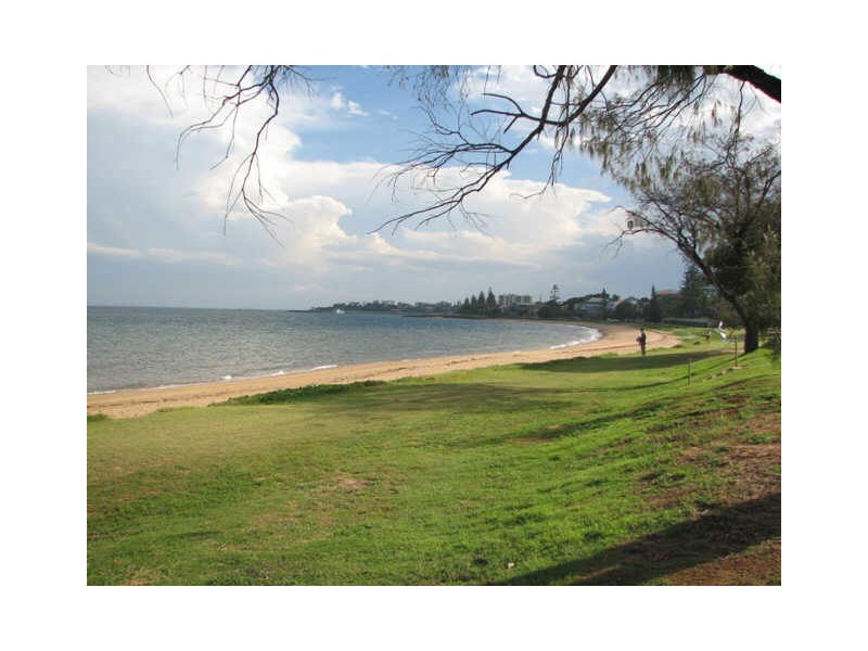 156 Prince Edward Parade, Scarborough QLD 4020