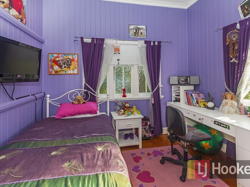 21 Thurecht Parade, Scarborough QLD 4020