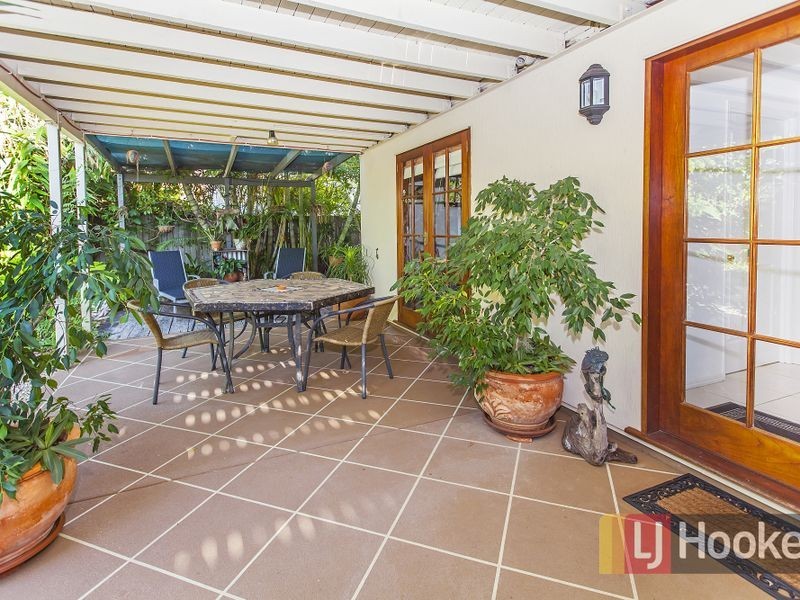 21 Thurecht Parade, Scarborough QLD 4020