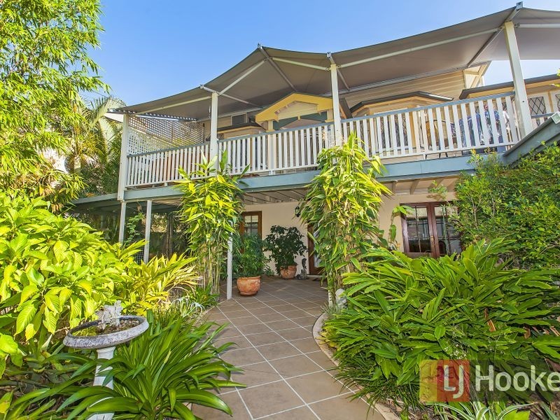 21 Thurecht Parade, Scarborough QLD 4020