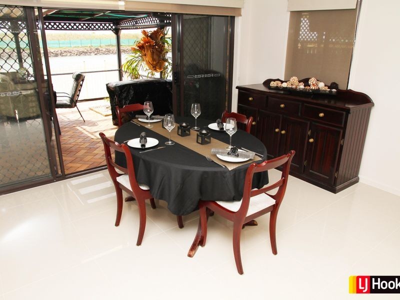 Newport Waterways QLD 4020