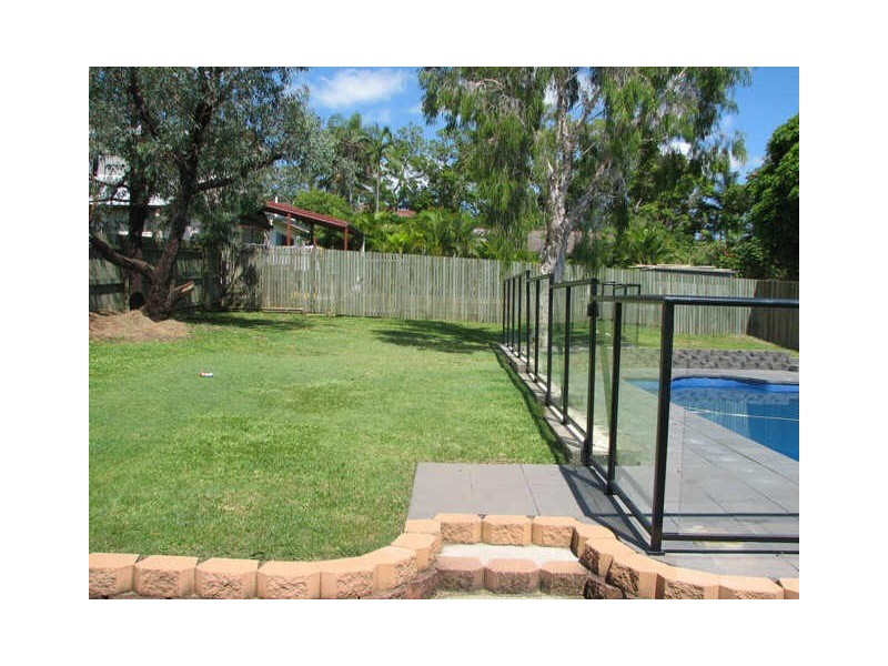 5 Knights Terrace, Margate QLD 4019