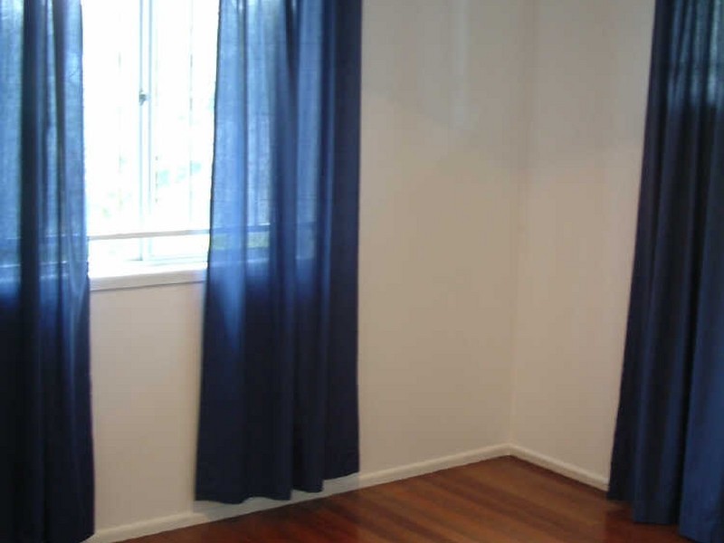 29 Bailey Street, Woody Point QLD 4019