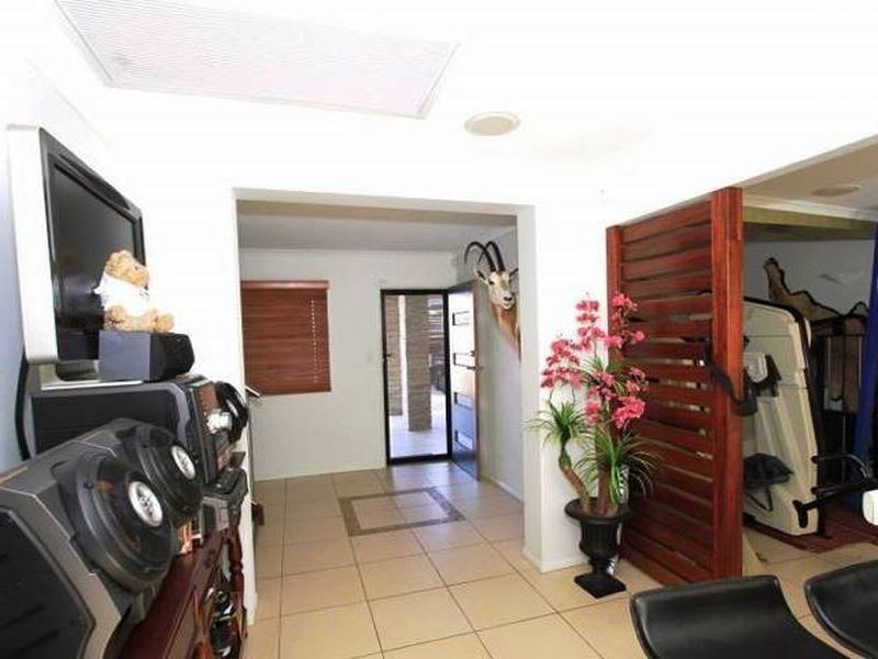 154 Hornibrook Esplanade, Clontarf QLD 4019