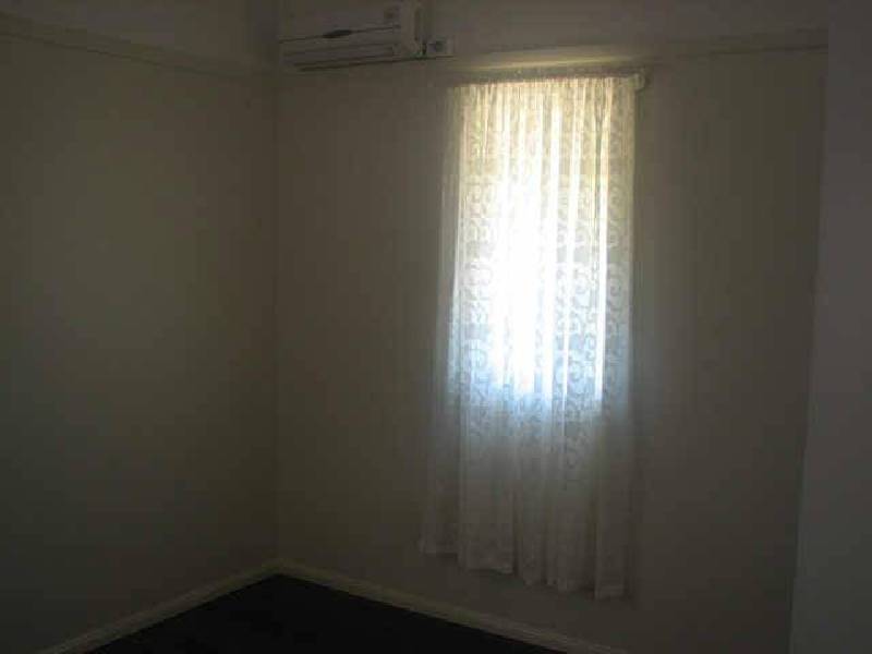 16 Wyllie Street, Redcliffe QLD 4020