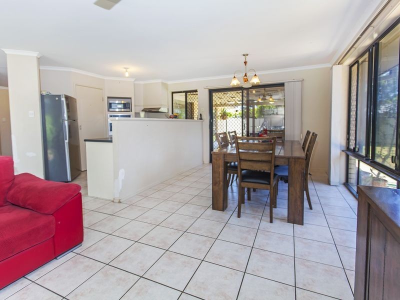 Rothwell QLD 4022