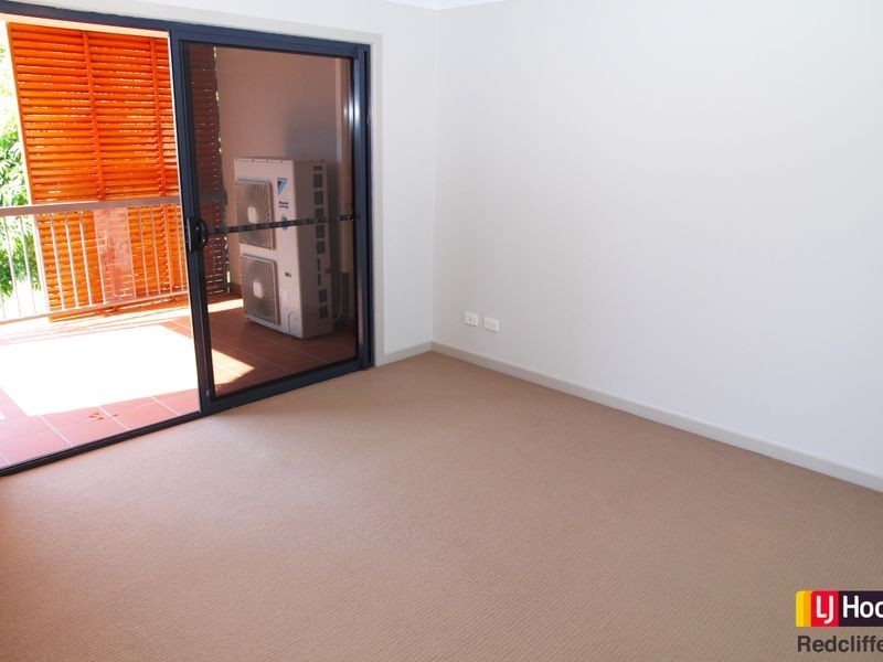 2/11 Georgina Street, Woody Point QLD 4019