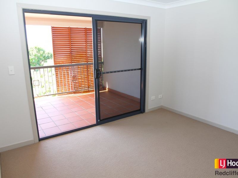 2/11 Georgina Street, Woody Point QLD 4019