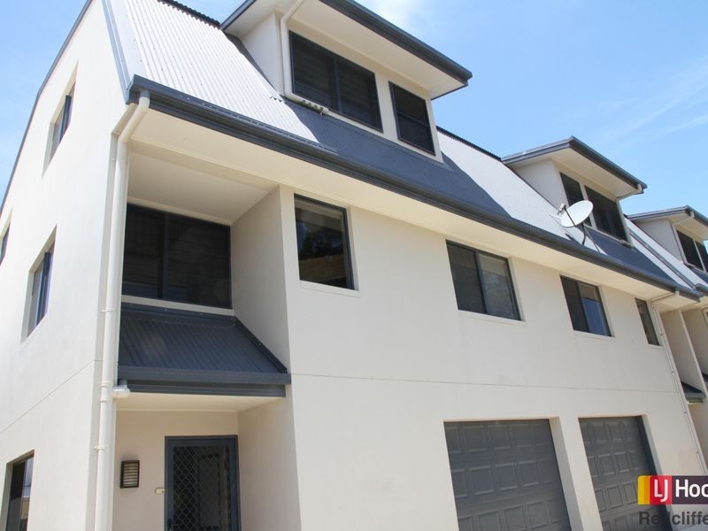 2/11 Georgina Street, Woody Point QLD 4019