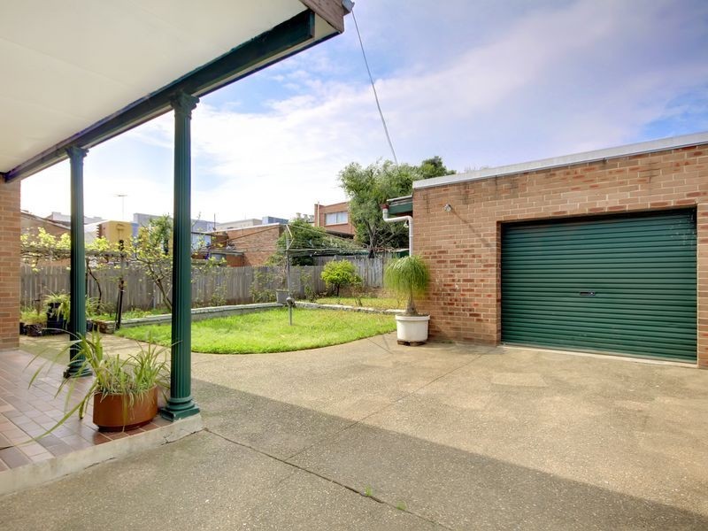 1 Macquarie Place, Mortdale NSW 2223