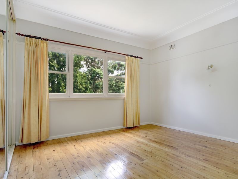 6 Roberts Avenue, Mortdale NSW 2223