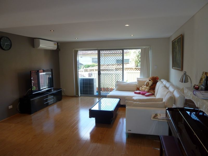 4/51-53 Macquarie Place, Mortdale NSW 2223