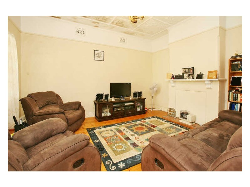 9 Blackshaw Avenue, Mortdale NSW 2223