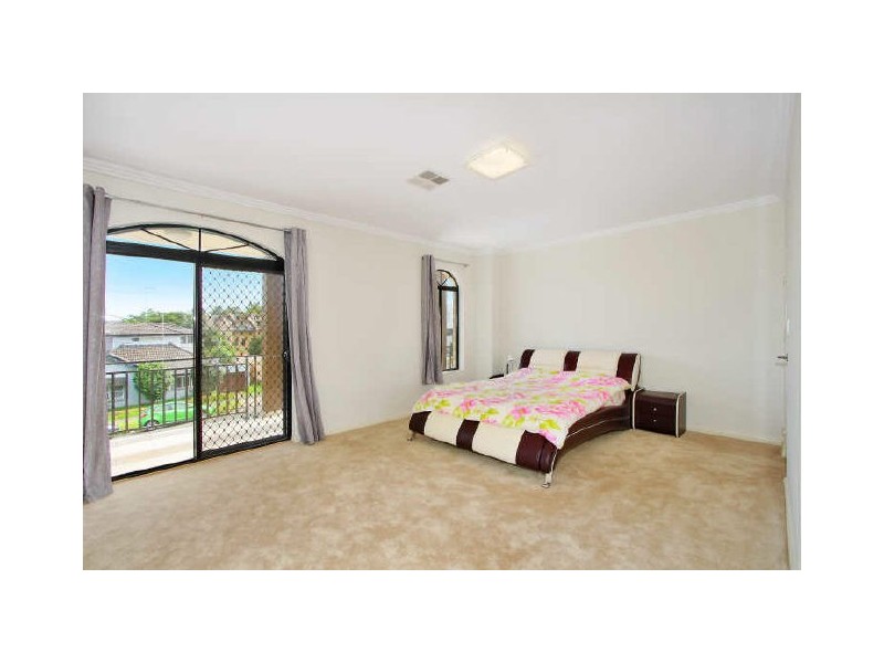 81 Victoria Avenue, Mortdale NSW 2223