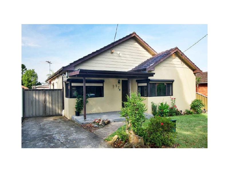 27 Cairns Street, Riverwood NSW 2210