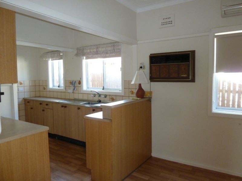 5 Greenlands Avenue, Peakhurst NSW 2210