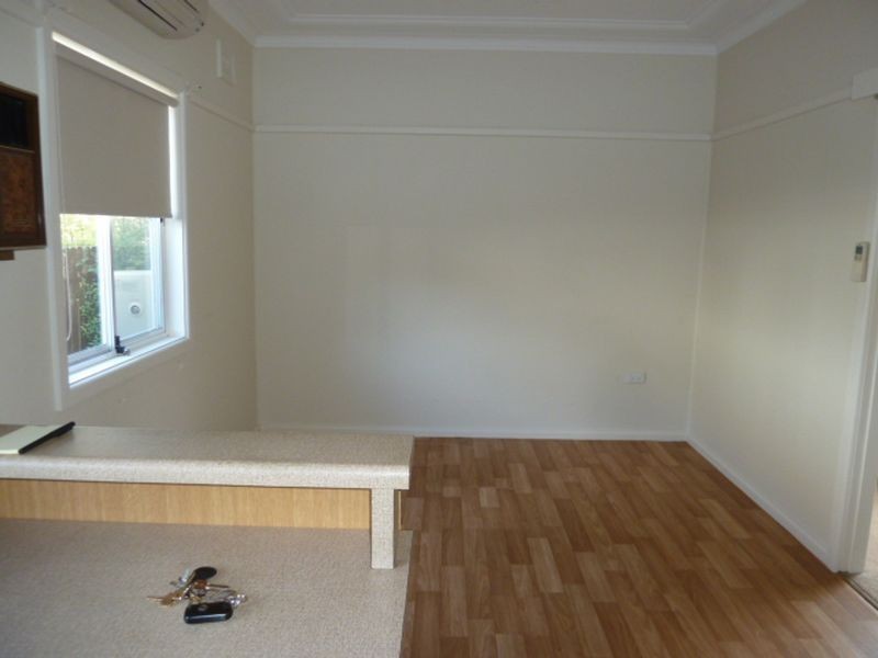 5 Greenlands Avenue, Peakhurst NSW 2210