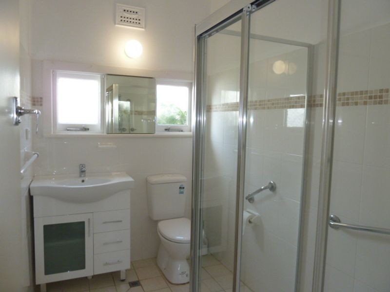 5 Greenlands Avenue, Peakhurst NSW 2210