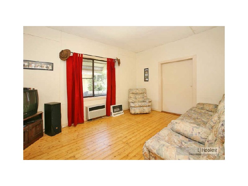 53 Universal Street, Mortdale NSW 2223