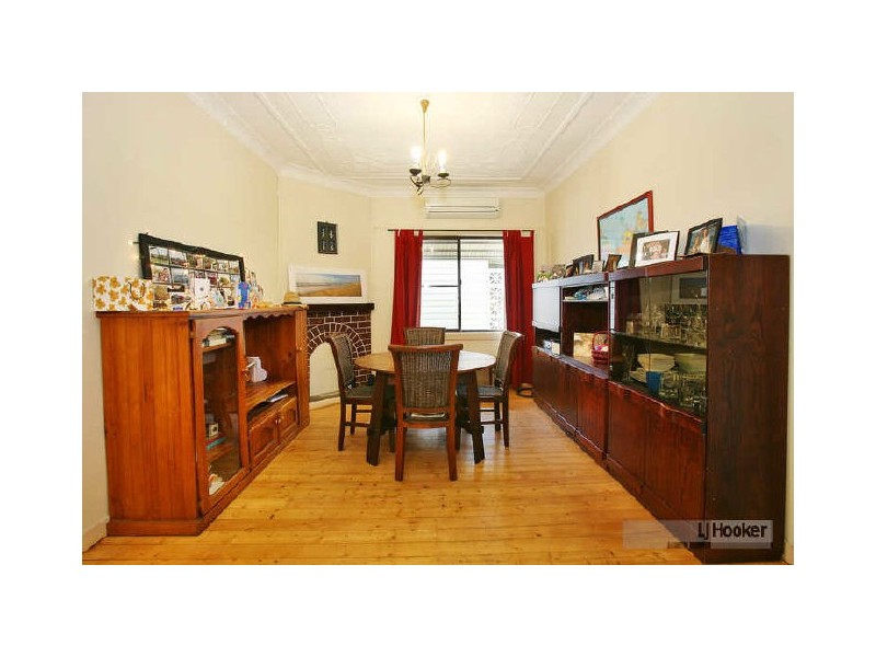 53 Universal Street, Mortdale NSW 2223