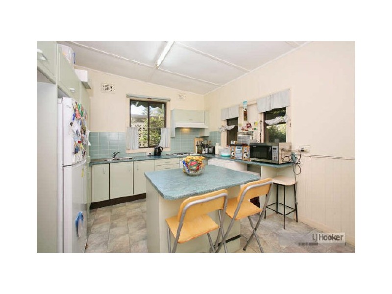 53 Universal Street, Mortdale NSW 2223