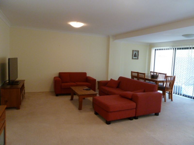 2/10-12 Martin Place, Mortdale NSW 2223