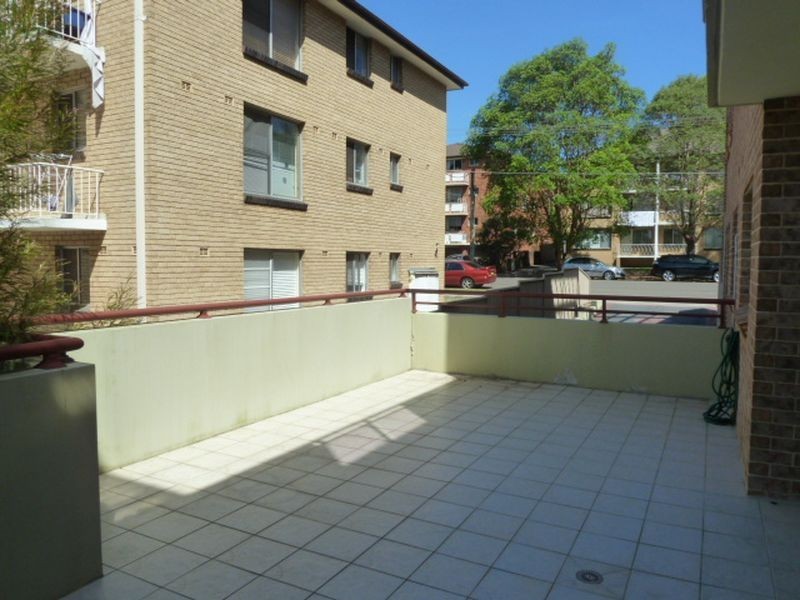 2/10-12 Martin Place, Mortdale NSW 2223