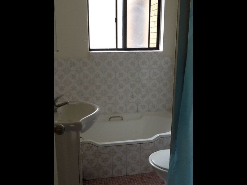 8/22 Macquarie Place, Mortdale NSW 2223