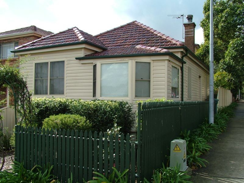 2 Boundary Road, Mortdale NSW 2223