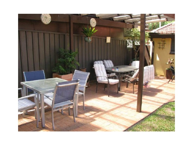 15 Treloar Avenue, Mortdale NSW 2223