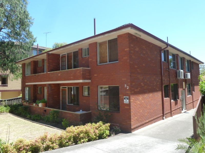 8/52 Station Street, Mortdale NSW 2223