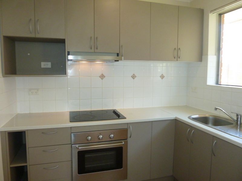 8/52 Station Street, Mortdale NSW 2223