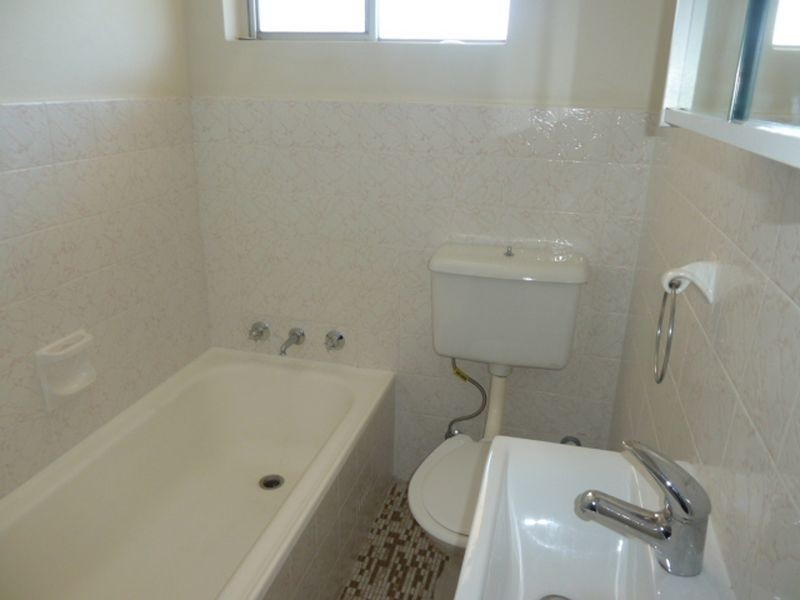 8/52 Station Street, Mortdale NSW 2223