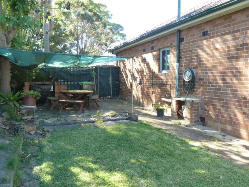 63 Morts Road, Mortdale NSW 2223