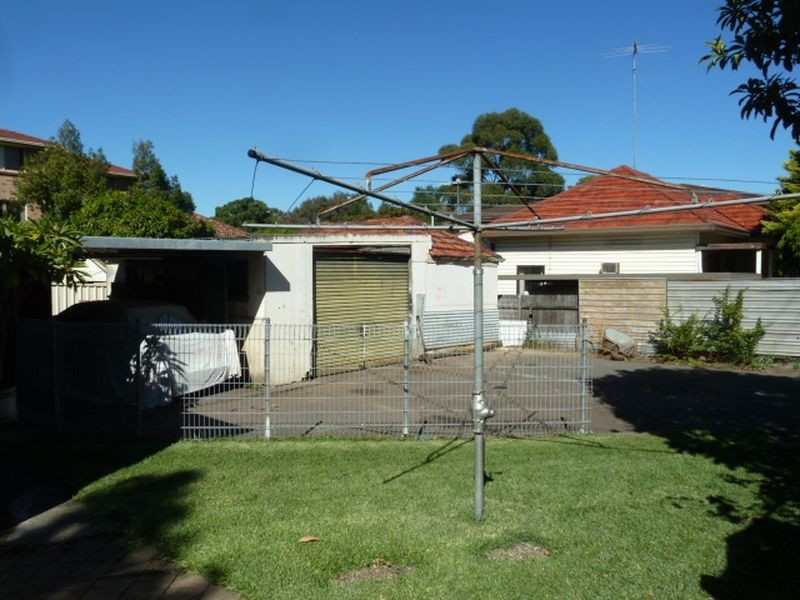 63 Morts Road, Mortdale NSW 2223