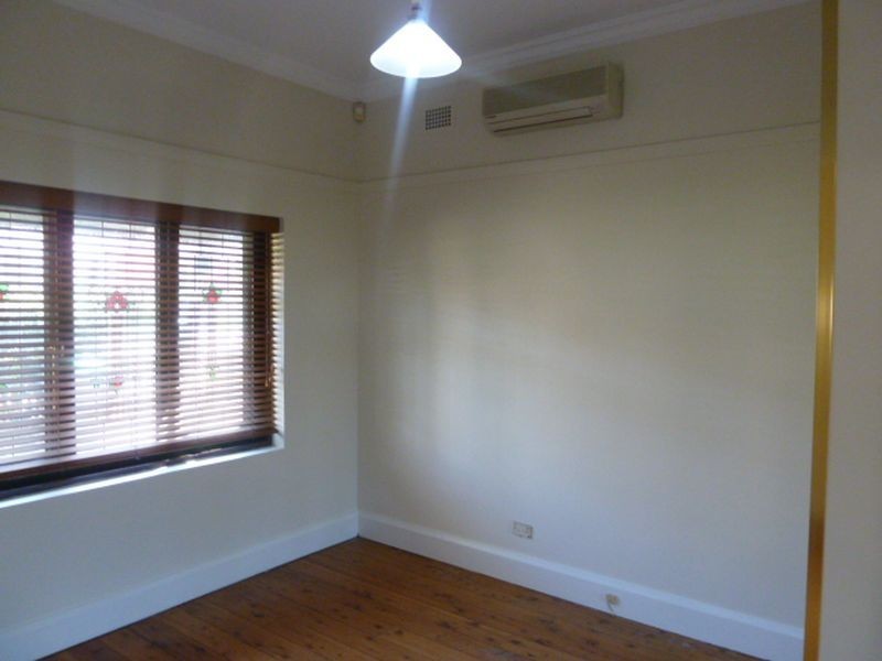 49 Crump Street, Mortdale NSW 2223