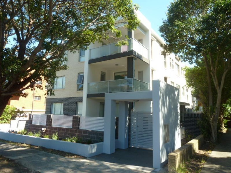 1/22B-24 Macquarie Place, Mortdale NSW 2223