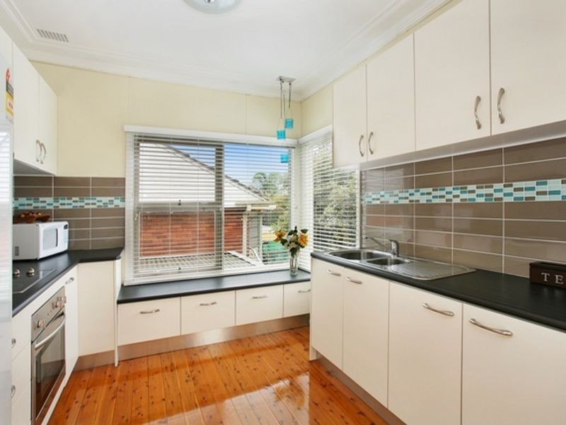 82 Balmoral Road, Mortdale NSW 2223