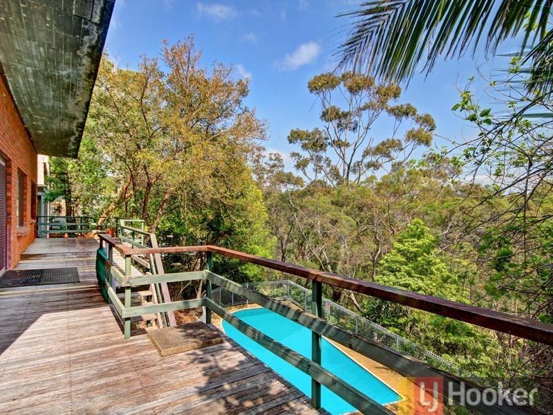 24 Cliff Avenue, Peakhurst Heights NSW 2210