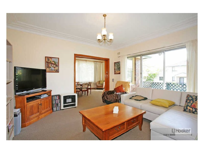 71 Waitara Parade, Hurstville Grove NSW 2220